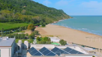 GreenTour 2026: 109 milioni di euro per ridurre i consumi energetici delle strutture turistiche