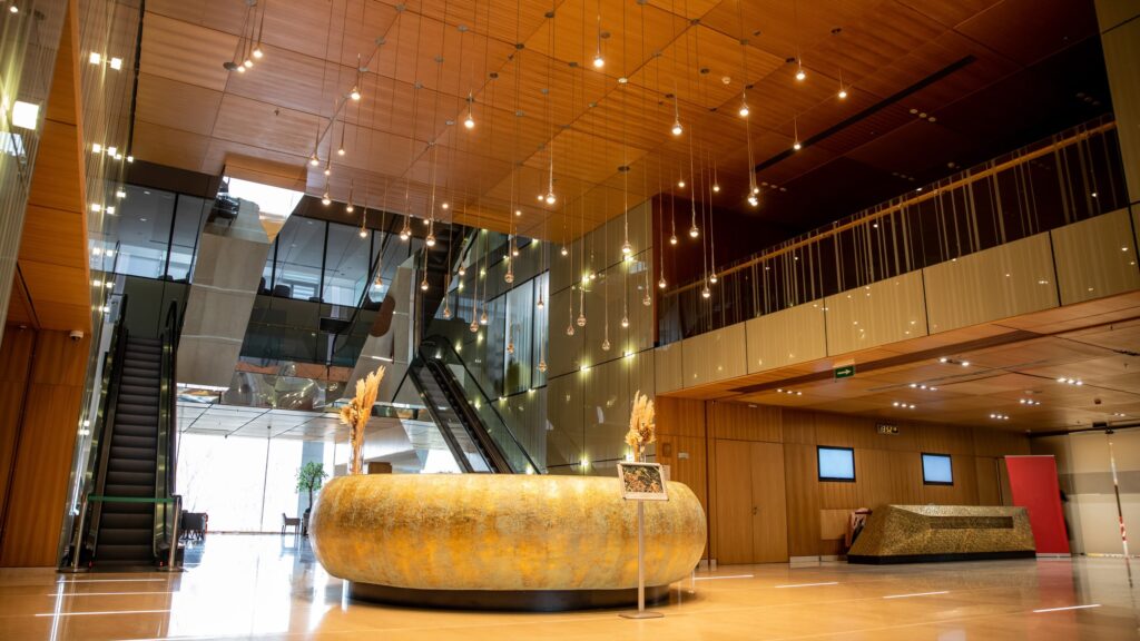 Trasformazione efficiente dell’energia nel settore hospitality: best practices e casi di successo