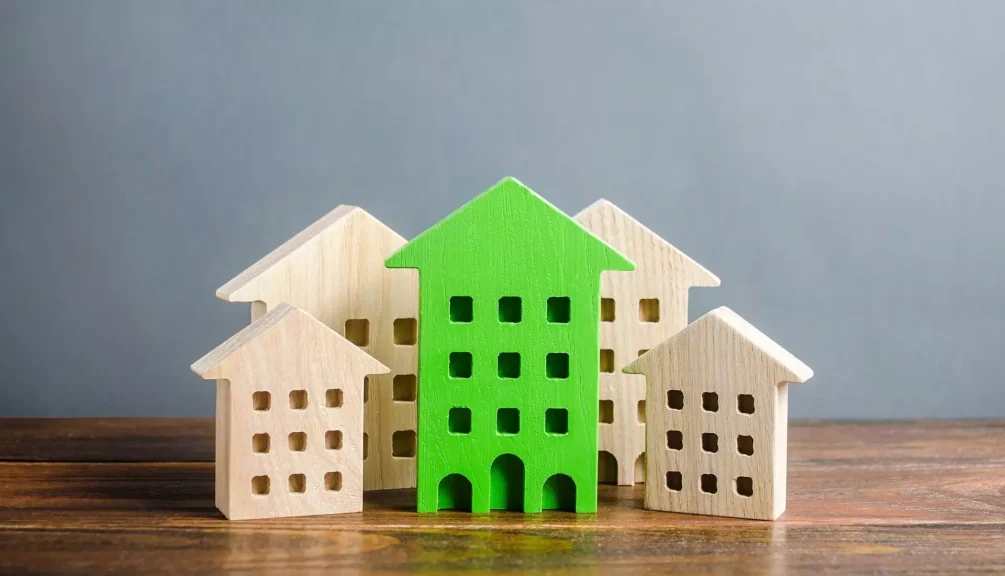 “How much can I save if…?”. Find out how much you can save with best energy practices: infograph included